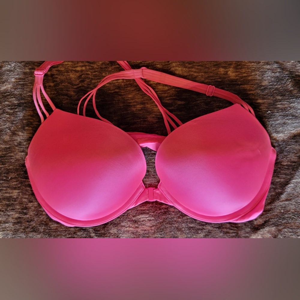 Victoria's Secret Bombshell Plunge Bra